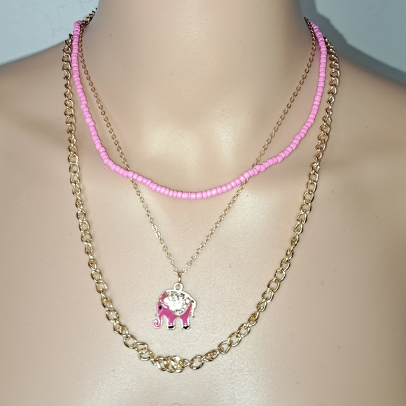 Elephant Necklace Gold Chain Pink Shells - Picture 1 of 1